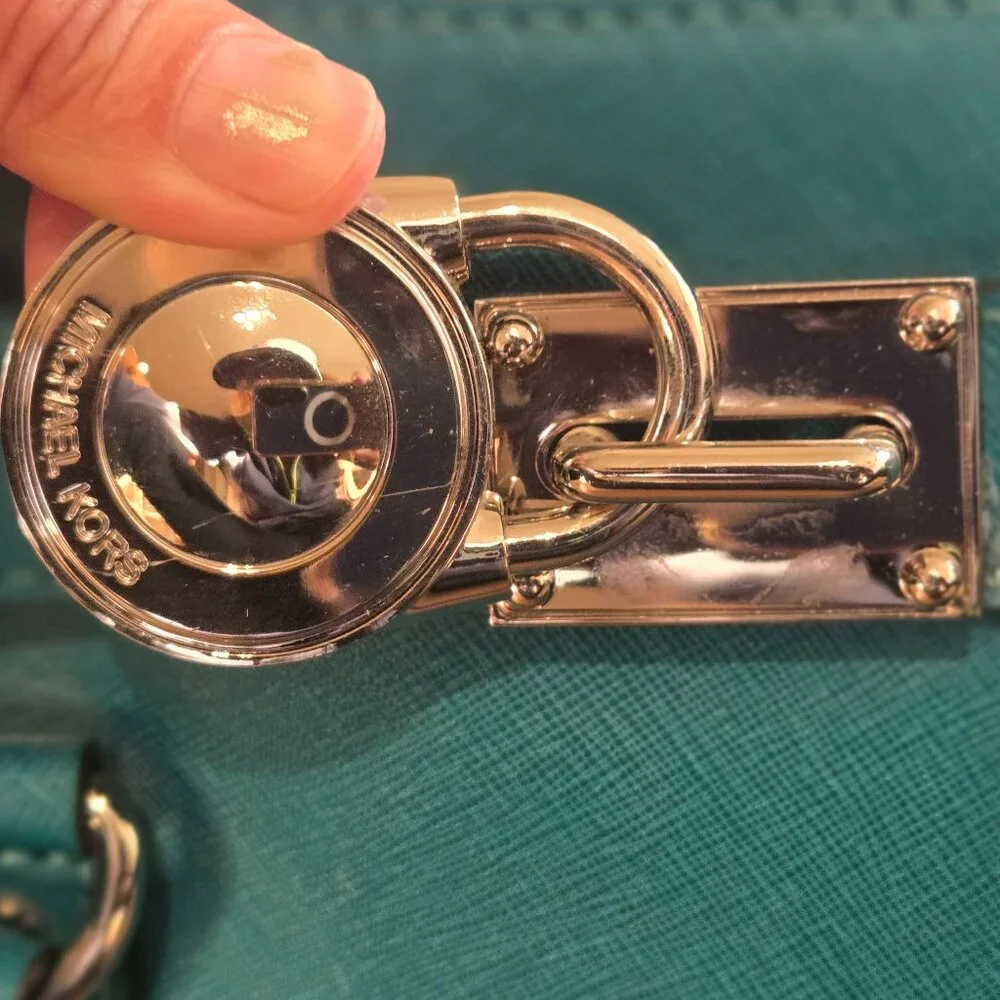 Micheal Kors Purse
